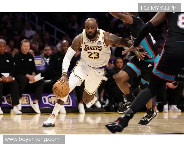 2017年湖人与灰熊激战回顾球员表现与战术分析全解析 2017年湖人与灰熊激战回顾球员表现与战术分析全解析