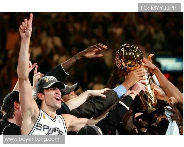 吉诺比利带领马刺对决热火的经典对抗赛回顾与精彩瞬间分析